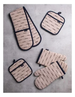 Brand new ???? Ladelle Eco Recycled Cotton Double Oven Mitt In Natural/Indigo ⭐ 7 Brand new ???? Ladelle Eco Recycled Cotton Double Oven Mitt In Natural/Indigo ⭐ -Maxwell & Williams shop unnamed file 229