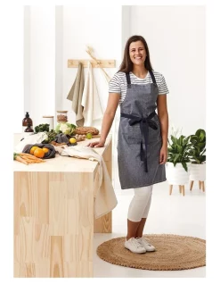 Alternative view of Budget ???? Ladelle Eco Recycled Apron Navy ????
